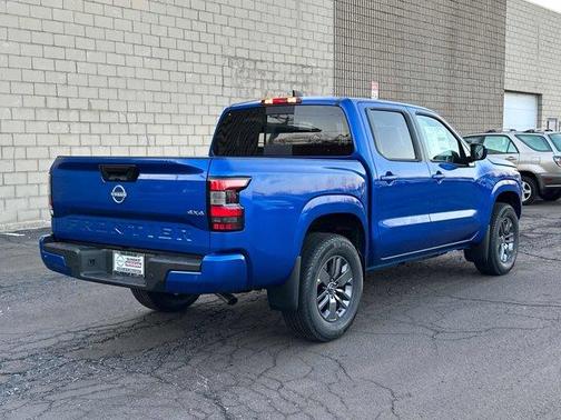 2025 Nissan Frontier SV
