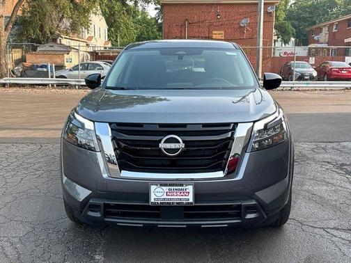2025 Nissan Pathfinder S