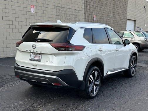 2023 Nissan Rogue SL