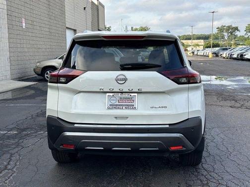 2023 Nissan Rogue SL