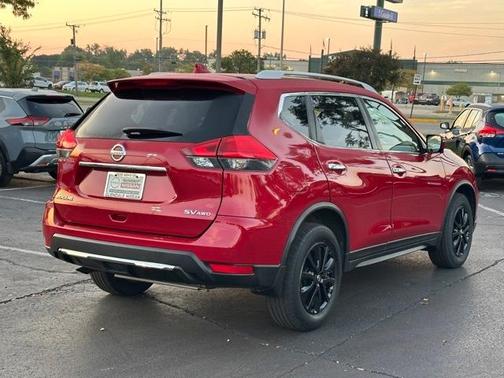2017 Nissan Rogue SV