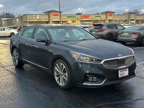 2019 Kia Cadenza Technology