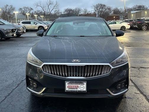 2019 Kia Cadenza Technology