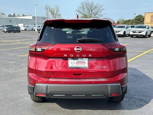 2025 Nissan Rogue SL