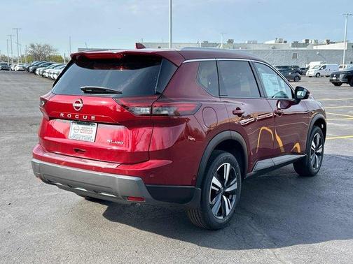 2025 Nissan Rogue SL