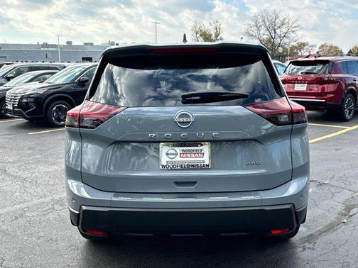 2026 Nissan Rogue SV