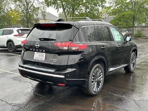 2025 Nissan Rogue Platinum