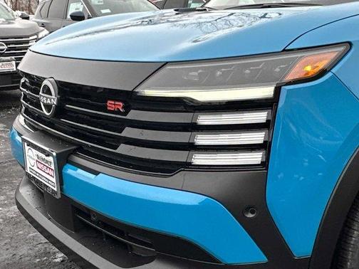 2026 Nissan Kicks SR