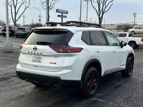 2025 Nissan Rogue Rock Creek