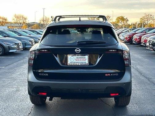 2026 Nissan Kicks SR