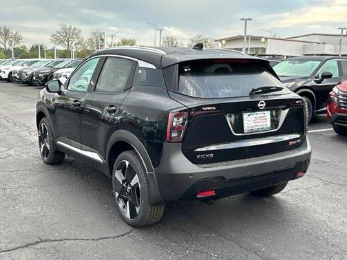 Super Black 2026 Nissan Kicks SR