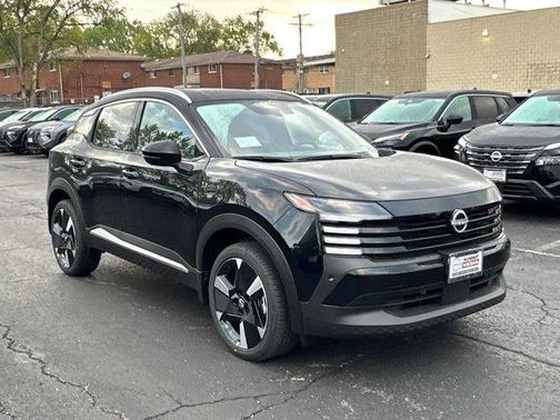 Super Black 2026 Nissan Kicks SR