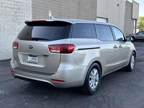 2017 Kia Sedona LX