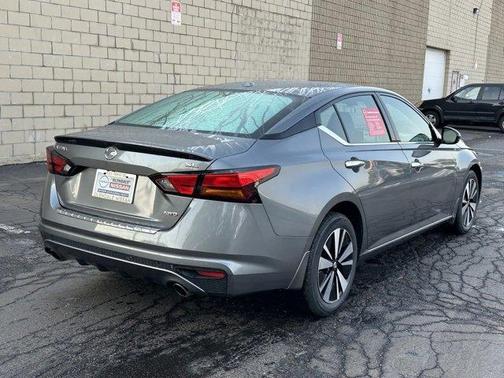 2022 Nissan Altima 2.5 SL