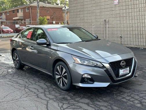 2022 Nissan Altima 2.5 SL