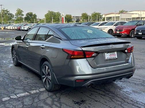 2022 Nissan Altima 2.5 SL