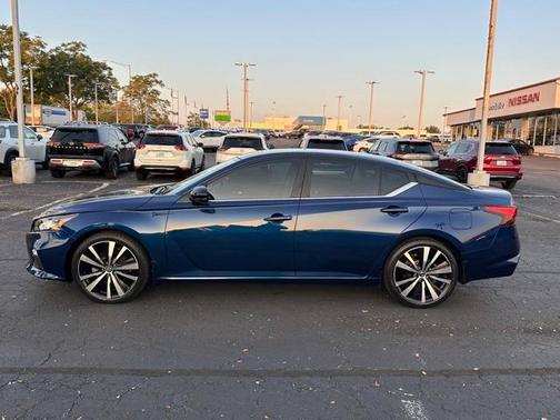 2019 Nissan Altima 2.5 SR