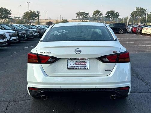2025 Nissan Altima SR