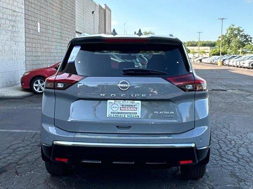 2025 Nissan Rogue Platinum