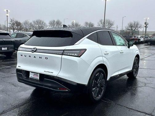 White / Black 2026 Nissan Murano Platinum