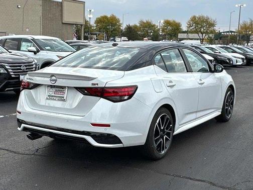 2025 Nissan Sentra SR