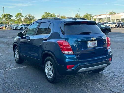 Pacific Blue Metallic 2019 Chevrolet Trax LT
