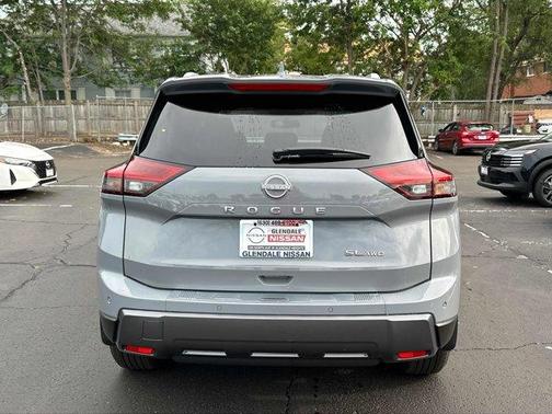 2025 Nissan Rogue SL