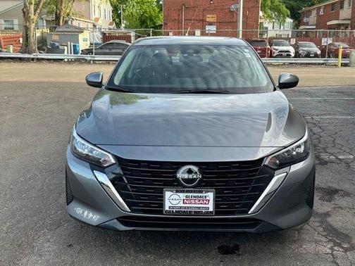 Gun Metallic 2024 Nissan Sentra SV