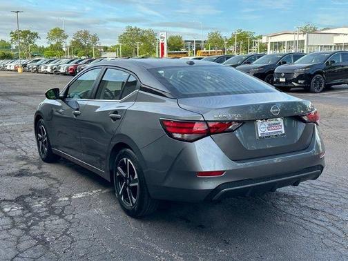 Gun Metallic 2024 Nissan Sentra SV