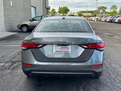 Gun Metallic 2024 Nissan Sentra SV