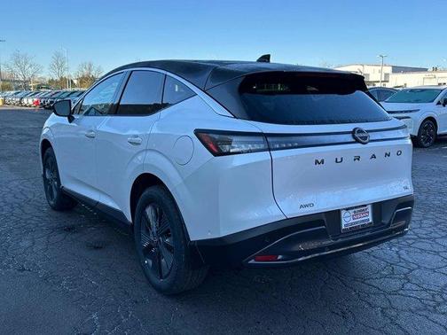 2025 Nissan Murano SL