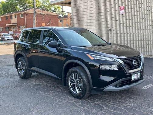 Black 2023 Nissan Rogue S