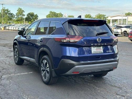 2022 Nissan Rogue SV
