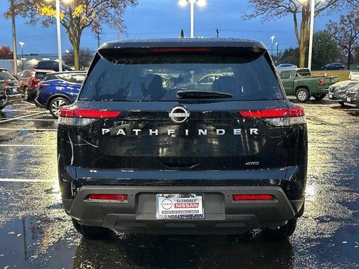 2025 Nissan Pathfinder S