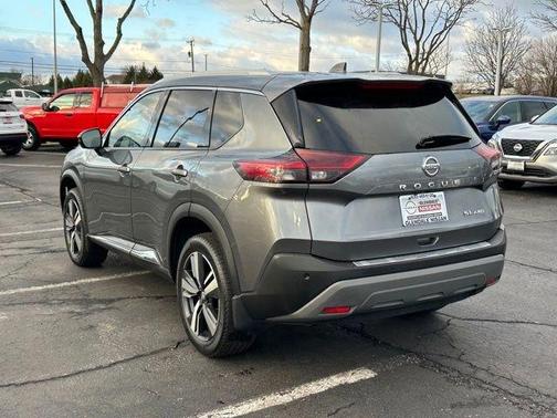 2021 Nissan Rogue SL