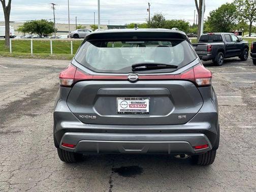 Gun Metallic 2023 Nissan Kicks SR