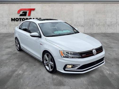 2016 Volkswagen Jetta 2.0T GLI SE
