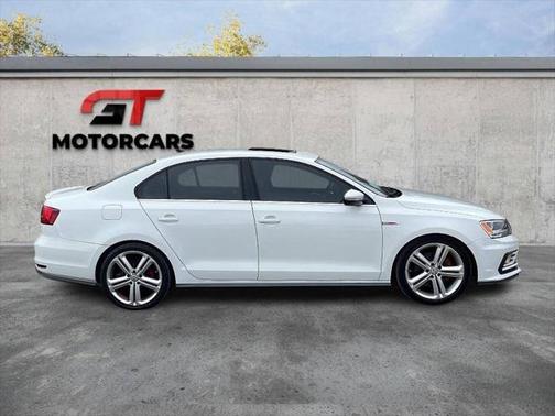 2016 Volkswagen Jetta 2.0T GLI SE