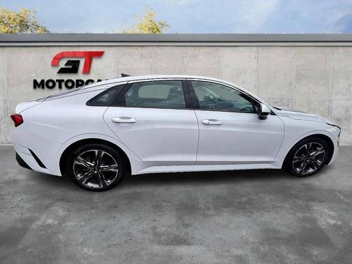 2021 Kia K5 EX