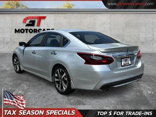Brilliant Silver 2017 Nissan Altima 2.5 SR