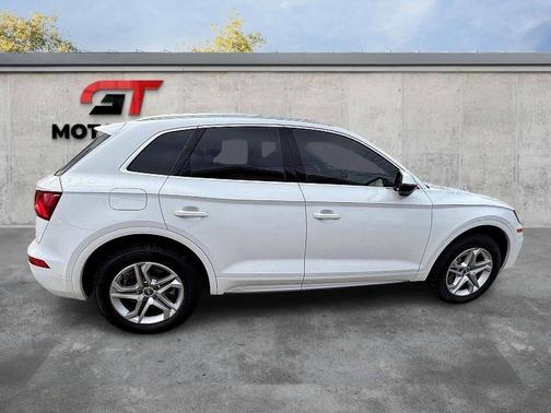 2019 Audi Q5 45 Premium