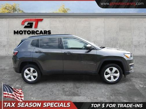 Granite Crystal Metallic Clearcoat 2017 Jeep New Compass Latitude