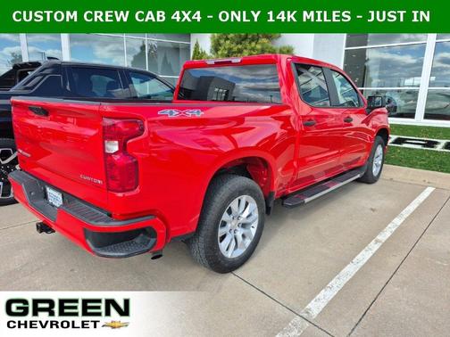 2022 Chevrolet Silverado 1500 Custom