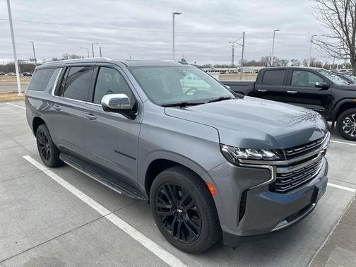 2022 Chevrolet Suburban Premier