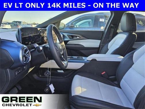 2025 Chevrolet Equinox EV LT 2