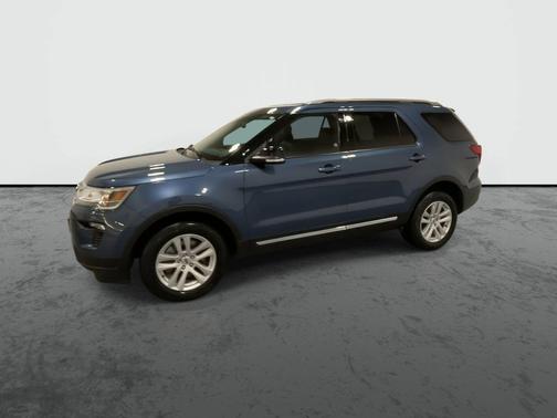 Blue 2018 Ford Explorer XLT