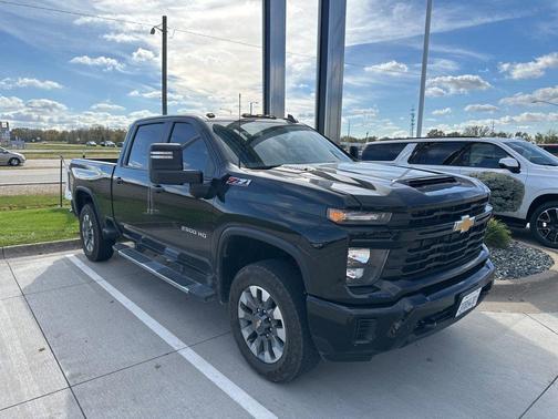 2024 Chevrolet Silverado 2500 Custom