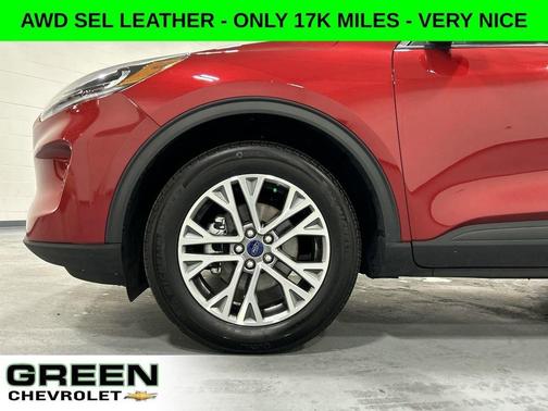 2022 Ford Escape SEL