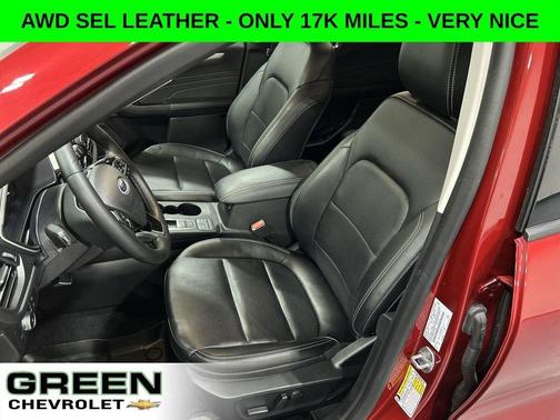 2022 Ford Escape SEL