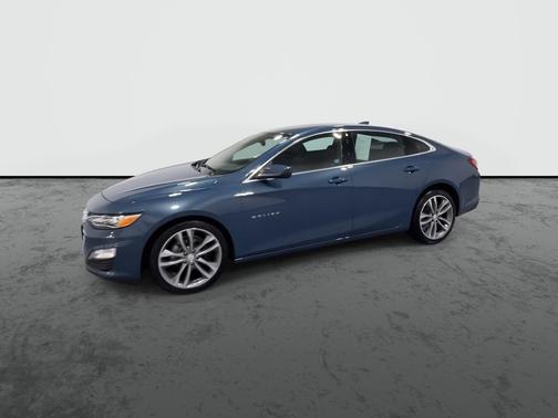 Blue 2025 Chevrolet Malibu 2LT